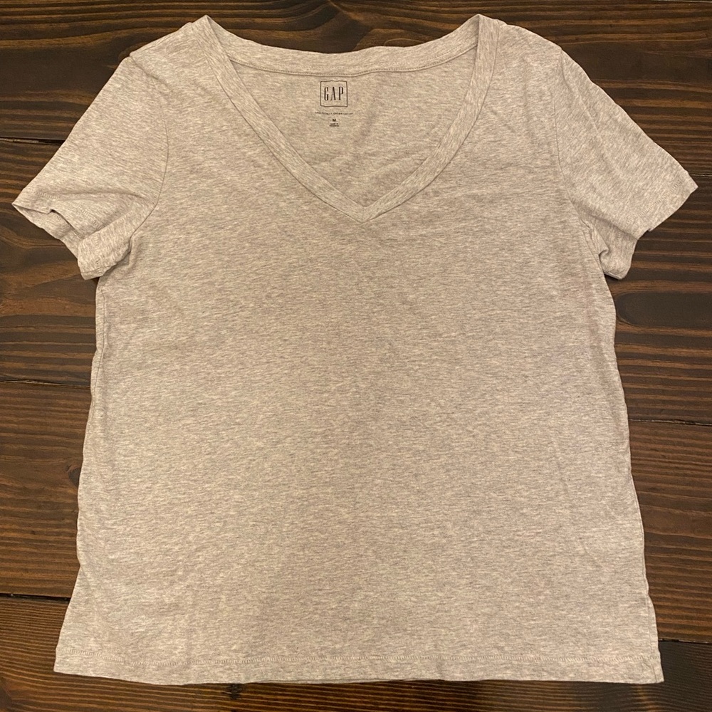 GAP Women's Heather Grey V-Neck Tee